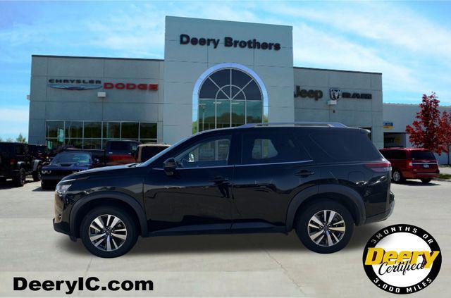 2023 nissan pathfinder sl 4wd