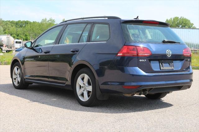 2015 volkswagen golf sportwagen tdi s 4-door