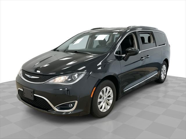 2019 chrysler pacifica touring l