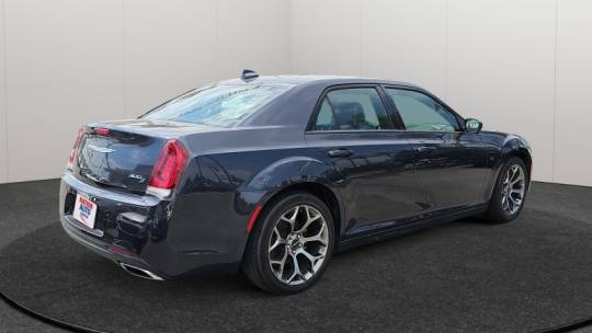 2018 Chrysler 300