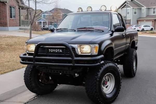1989 toyota dlx pickup