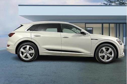 2019 audi e-tron