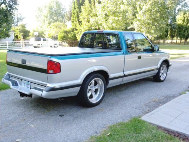 1994 chevy s-10 with corvette v-8