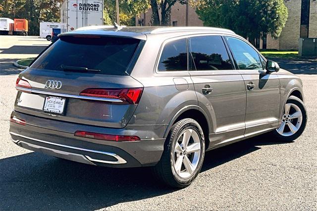 2023 audi q7 45 premium plus