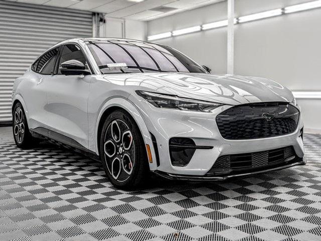 2023 ford mustang mach-e gt