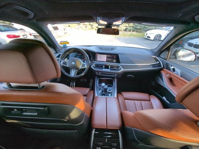 2022 bmw x7 m50i