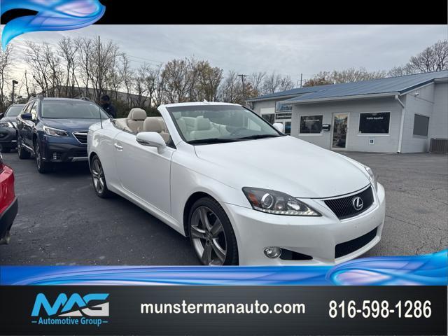 2013 lexus is 250c base