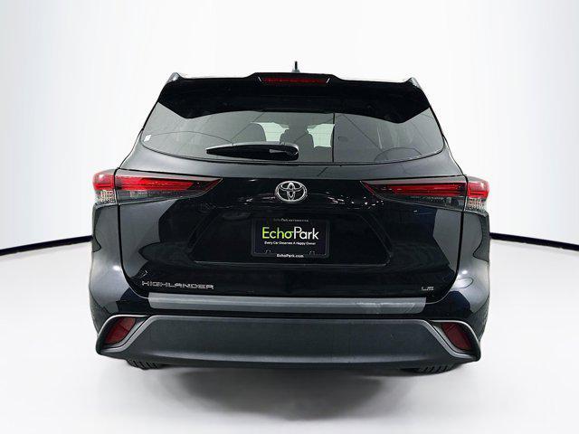 2024 toyota highlander le