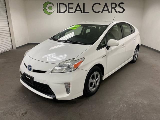 2012 toyota prius two