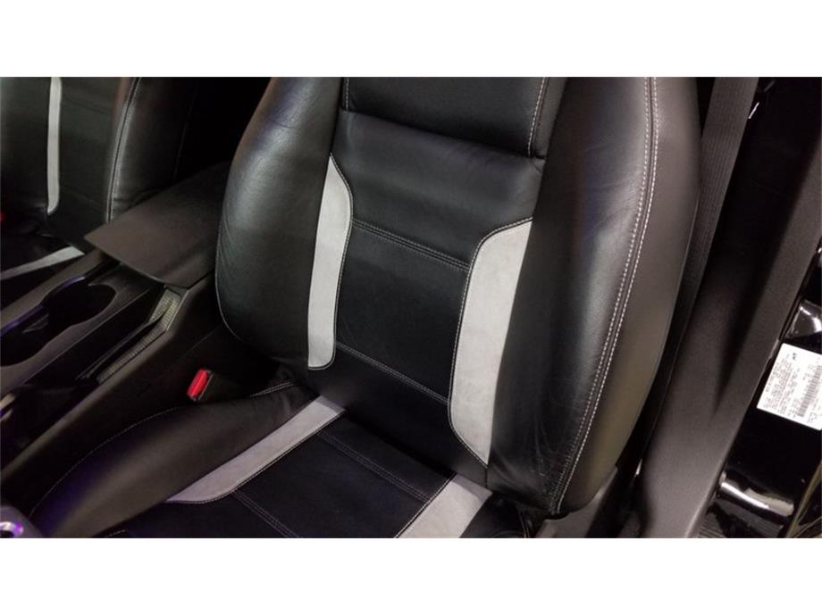 2008 ford mustang