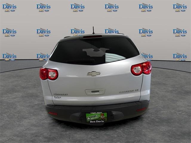 2010 chevrolet traverse ls