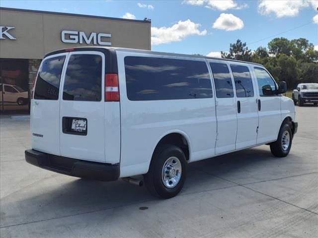 2023 chevrolet express 3500 ls
