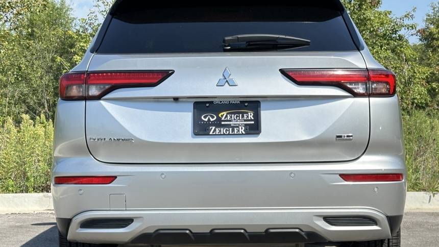 2023 mitsubishi outlander se