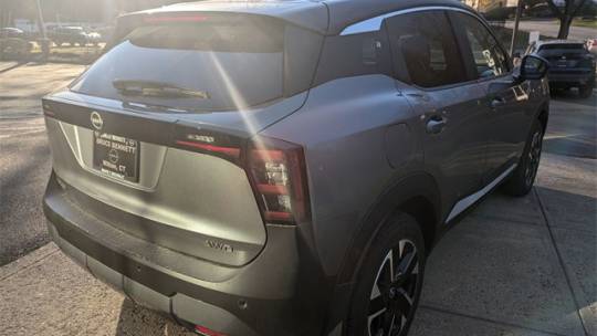 2025 Nissan Kicks