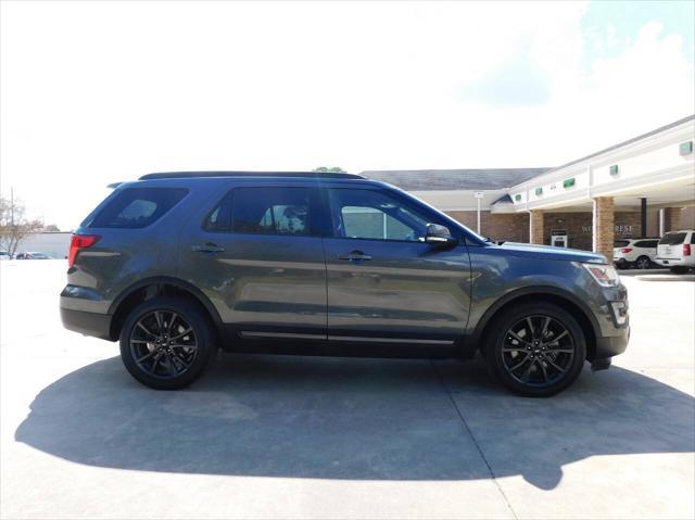 2017 ford explorer xlt