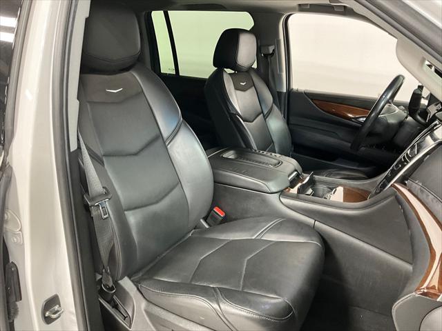 2018 cadillac escalade esv luxury