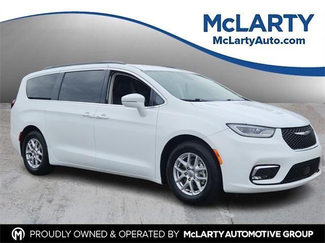 2022 chrysler pacifica touring-l
