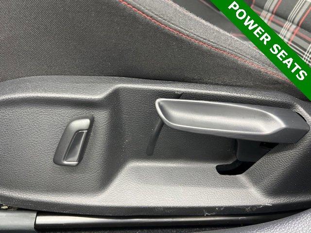 2017 volkswagen golf gti s 4-door