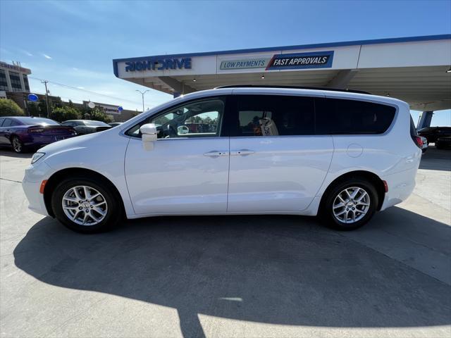 2022 chrysler pacifica touring l