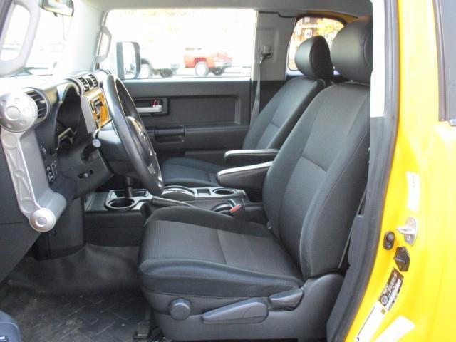 2007 toyota fj cruiser base 4dr suv 4wd (4l v6 5a for sale in presque isle, maine