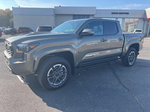 2024 toyota tacoma trd sport