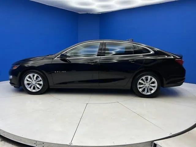 2022 chevrolet malibu fwd lt