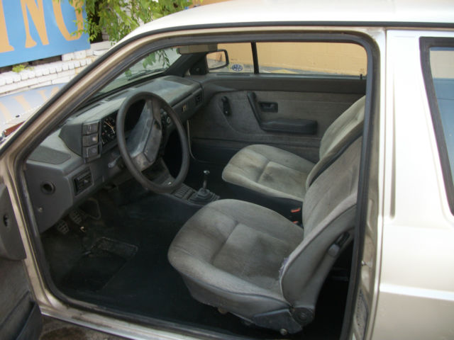 volkswagen 1988 fox wagen