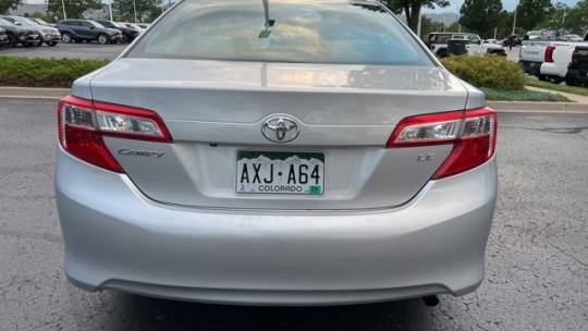 2014 toyota camry le