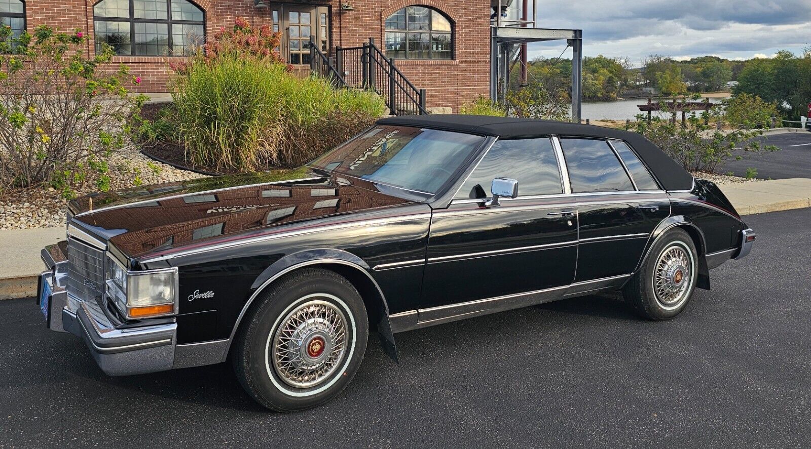 1984 cadillac seville