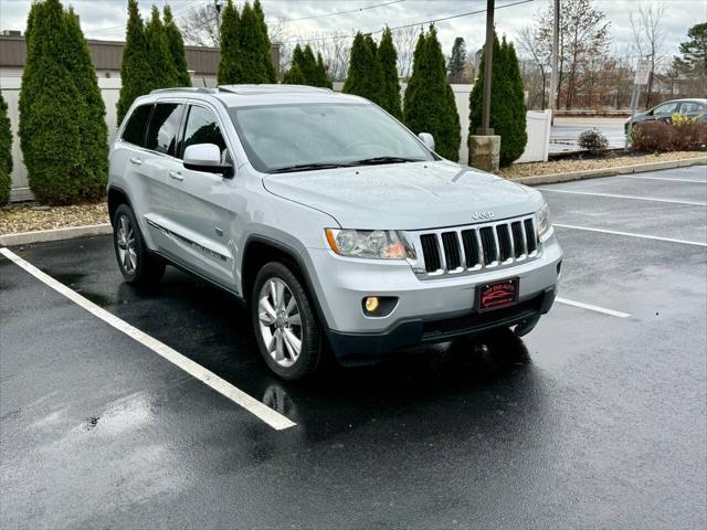 2011 jeep grand cherokee laredo
