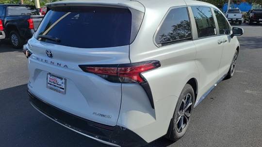 2025 Toyota Sienna