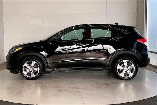 2022 honda hr-v lx