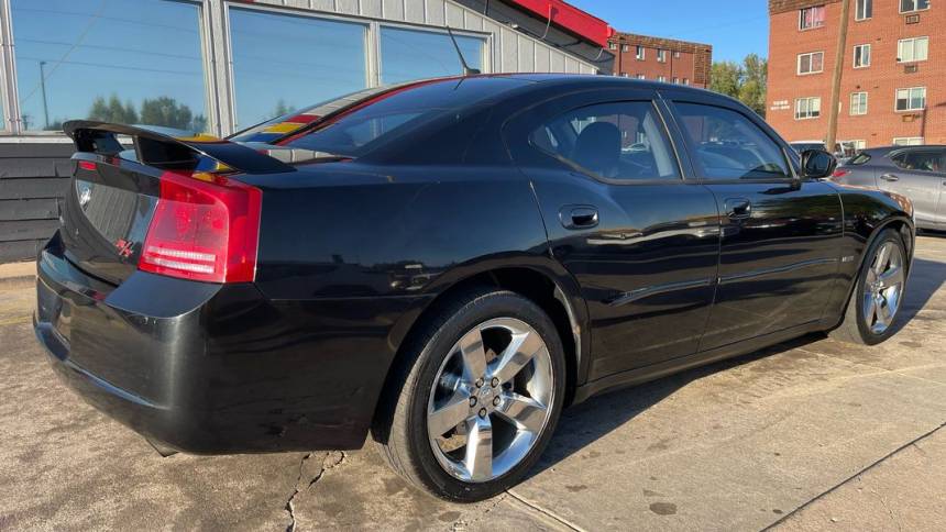 2008 dodge charger rt