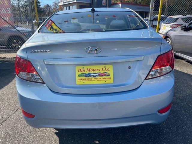 2013 hyundai accent se