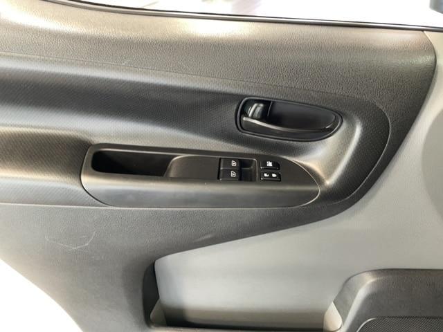 2021 nissan nv200 sv