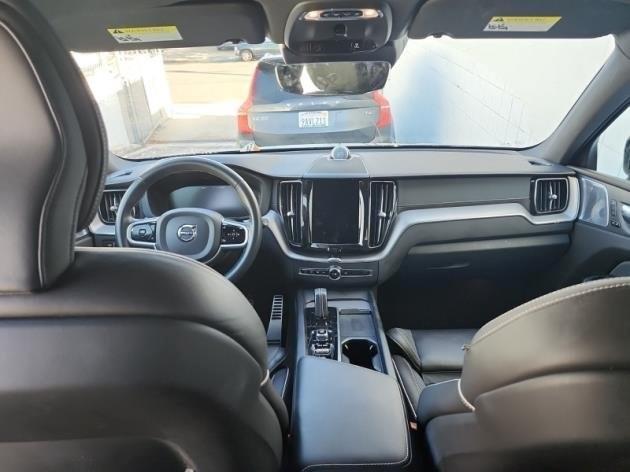 2021 volvo xc60 recharge plug-in hybrid t8 r-design