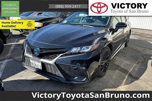 2022 toyota camry hybrid nightshade