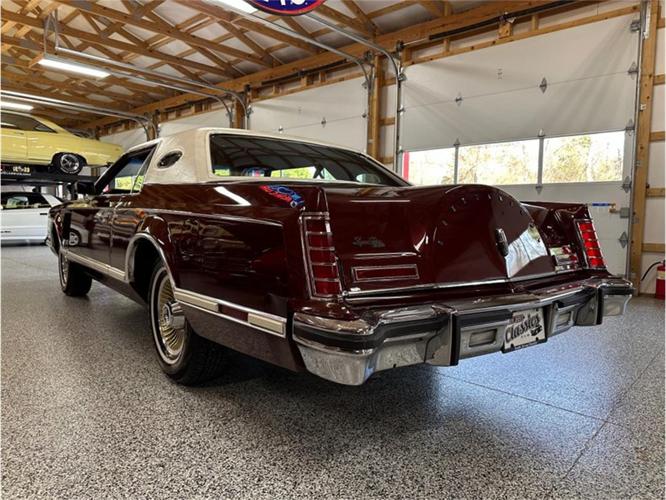 1979 lincoln continental in newfield, new jersey