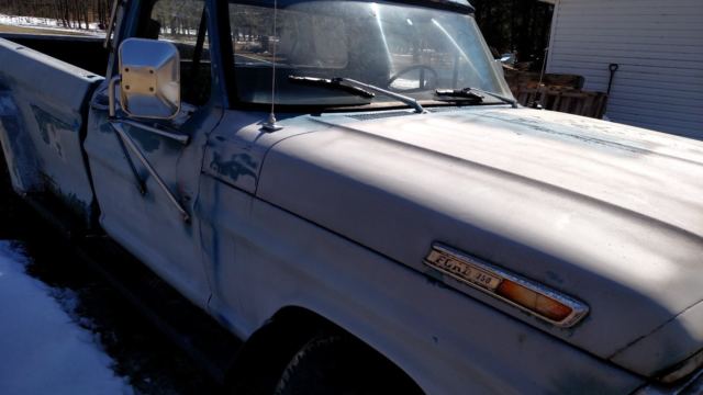 1970 ford f350 dually v8 360 std. runs drives