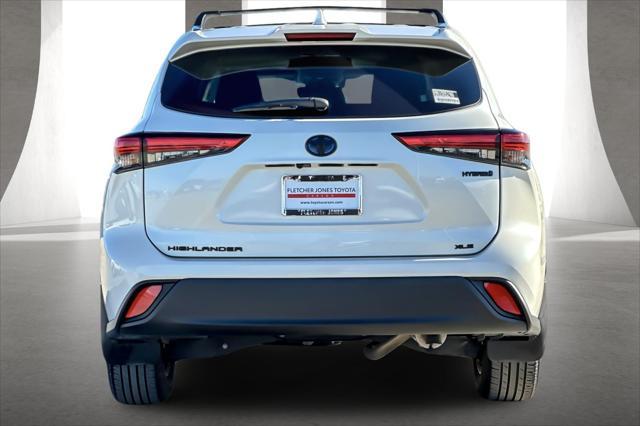 2021 toyota highlander hybrid xle