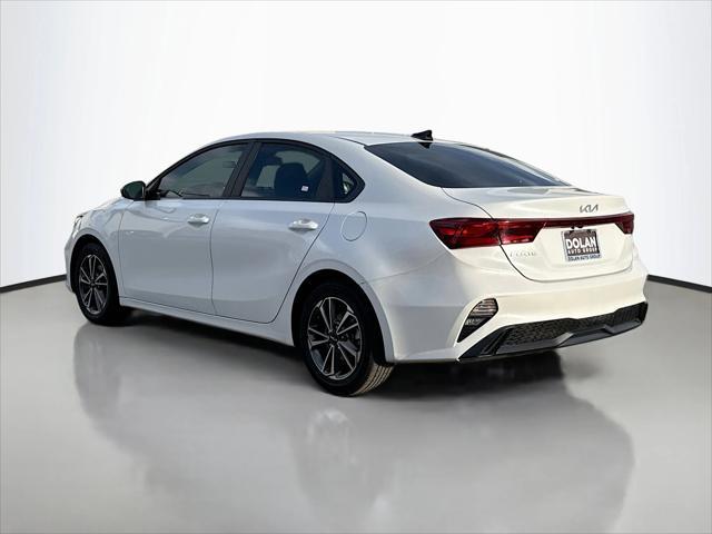 2022 kia forte lxs
