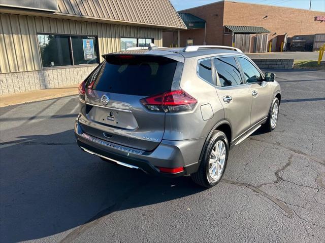 2018 nissan rogue sv