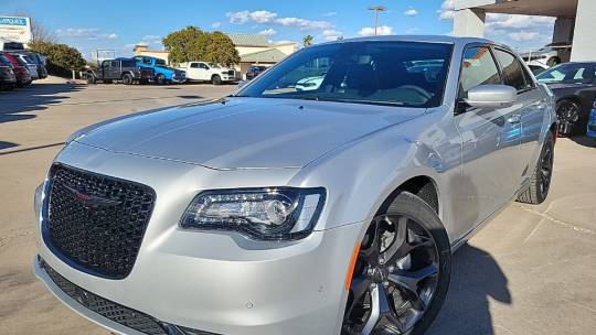 2023 Chrysler 300