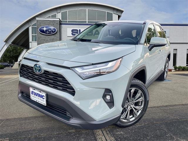 2022 toyota rav4 hybrid xle premium