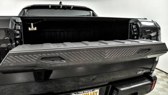 2025 GMC Hummer EV