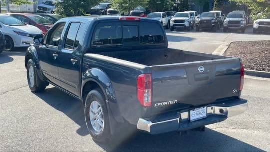 2021 nissan frontier sv