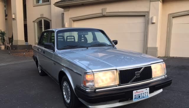 *gorgeous 1991 volvo 240 sedan 95,000 original miles one owner runs perfect!