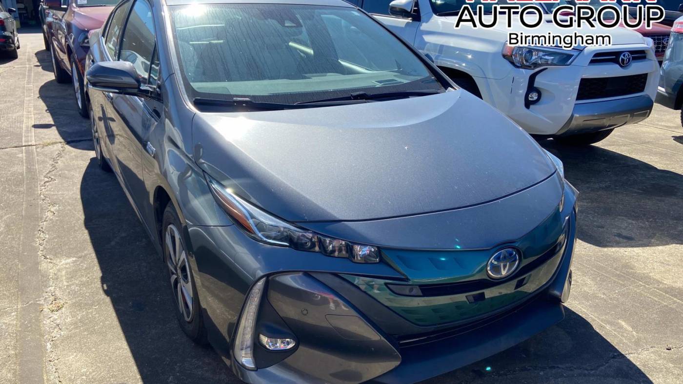 2018 toyota prius prime plus