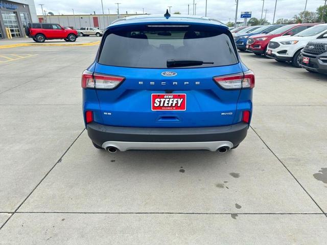 2021 ford escape se