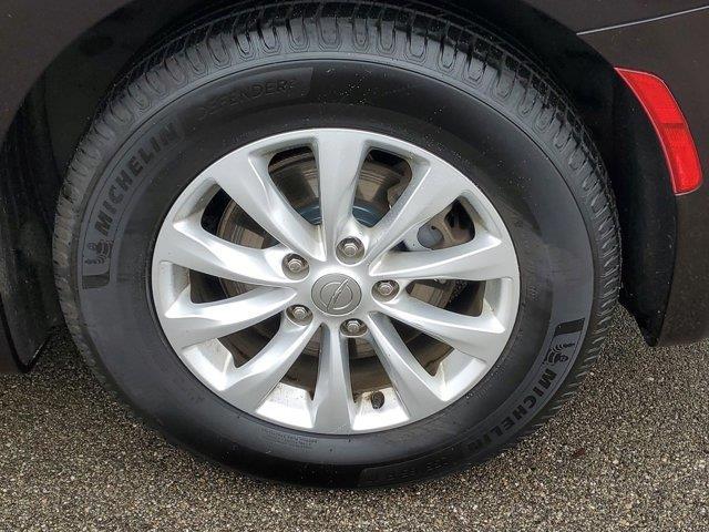 2018 chrysler pacifica touring-l